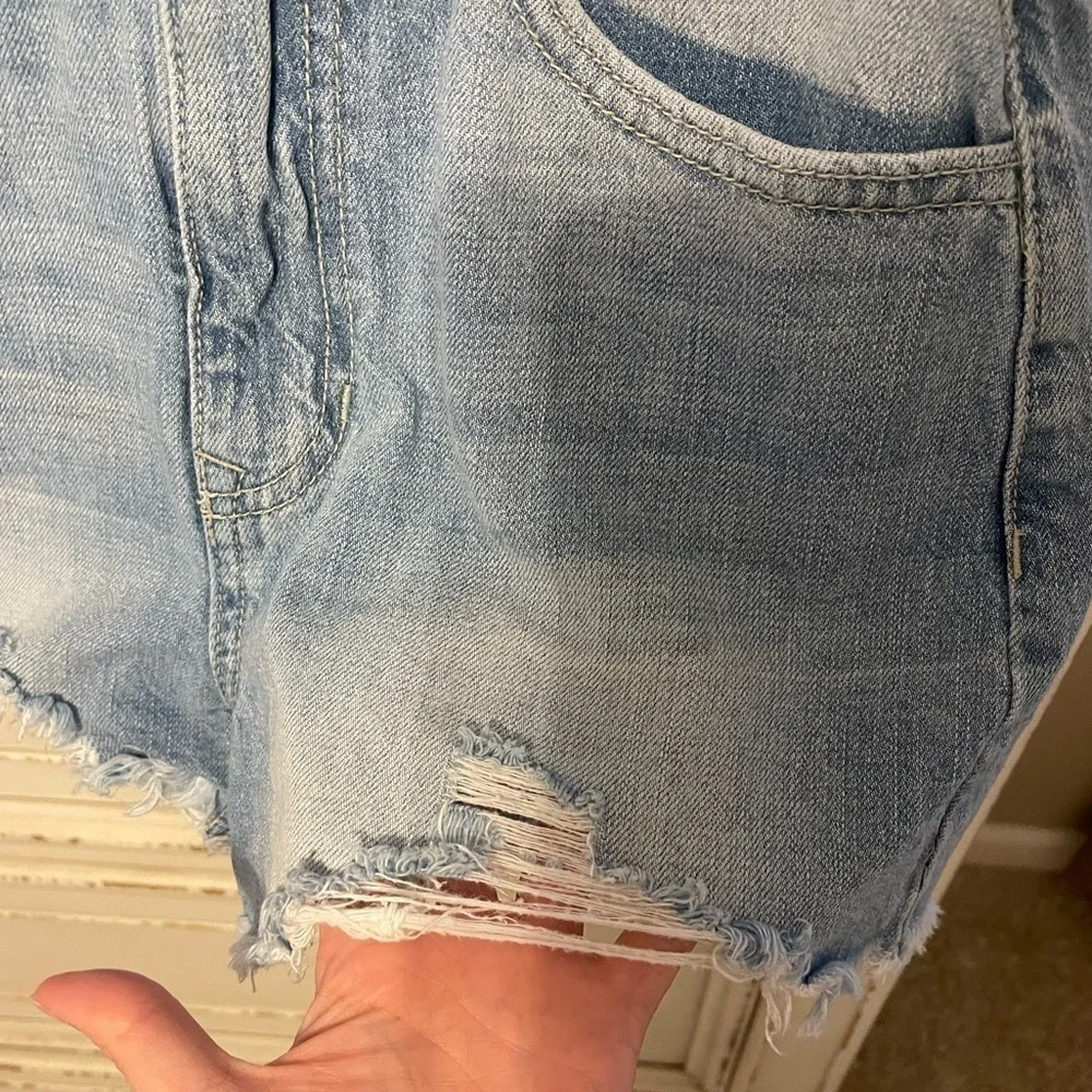 KanCan high rise jean shorts - Picture 2 of 8